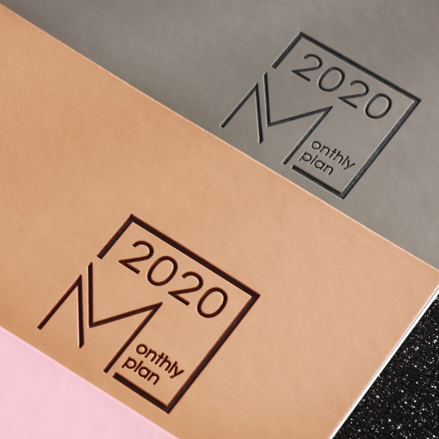 B5 Calendar Monthly Planner 365 Days Daily Schedule Plan Notebooks with 48 Pages for Home Office Students Supplies