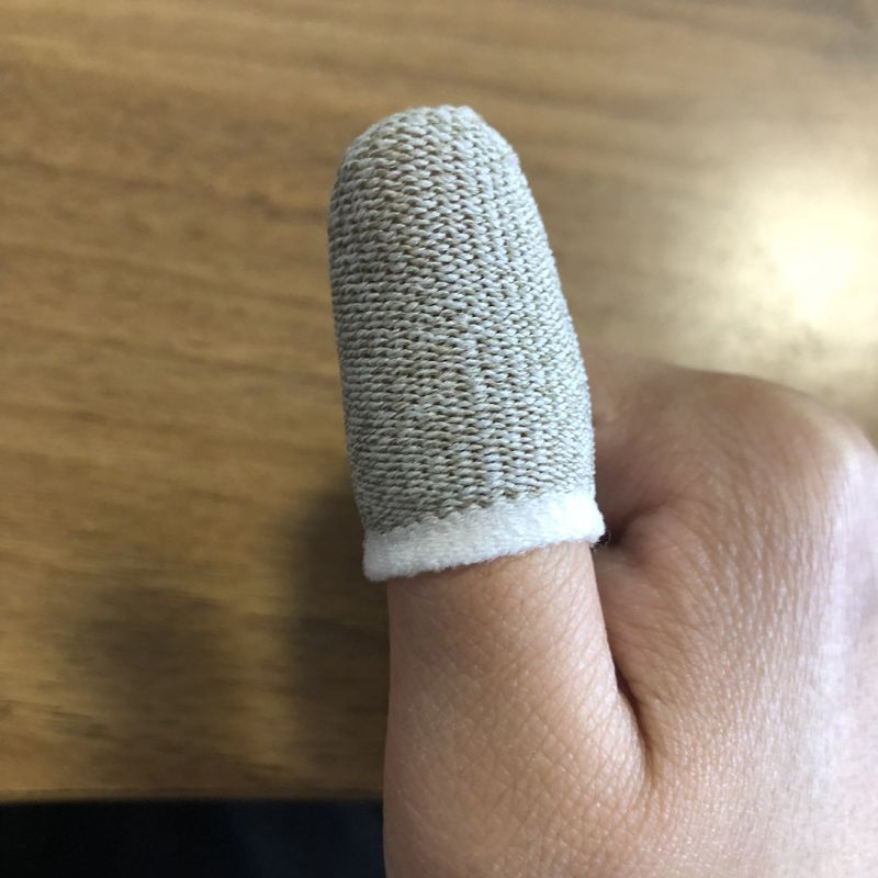 Carbon Fiber Finger Sleeves - Atmungsaktive Gaming Handschuhe für Handy/Tablet - Rutschfester Touchscreen