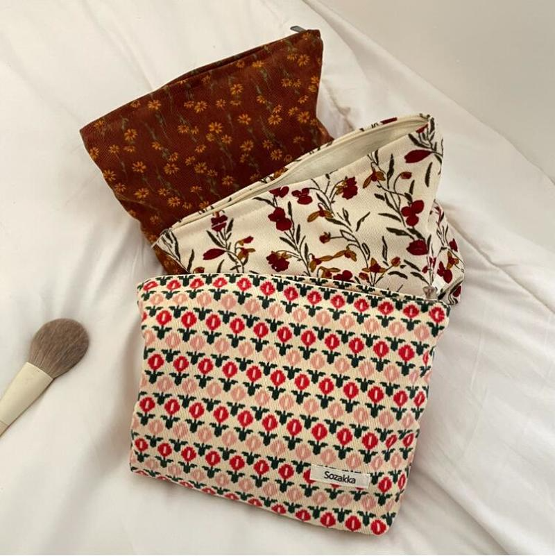 Kabel Kosmetik Tasche retro Blume drucken Kosmetik Tasche Tragbare Waschen Tasche Frauen Reisen Kosmetik Tasche Schönheit Lagerung Tasche