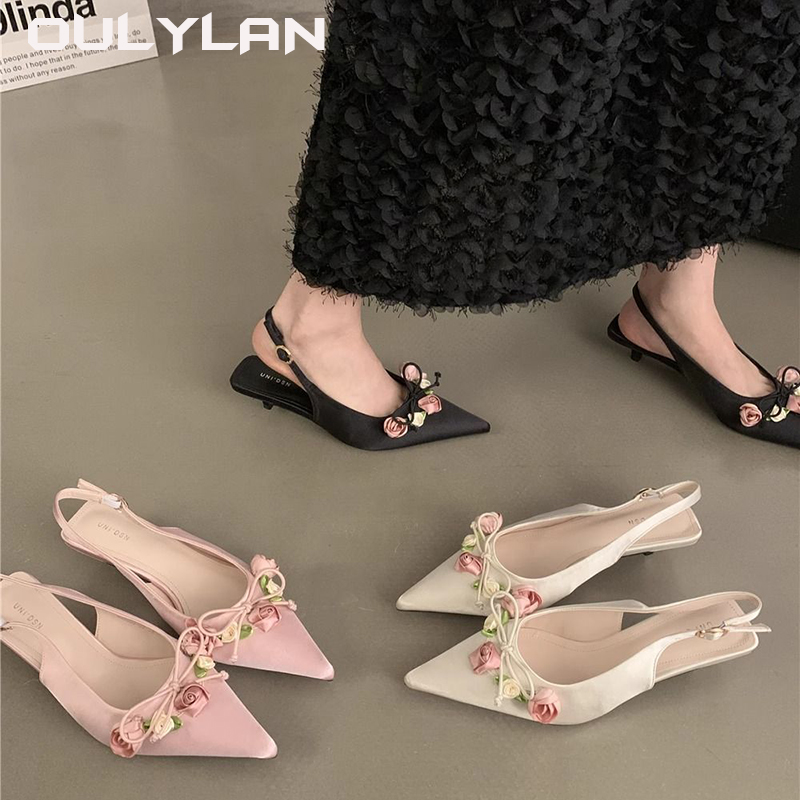 Gonna abbinata in stile francese con scarpe con tacco contralto 2024 sandali squisiti da donna estivi sandali eleganti con decorazione floreale da donna