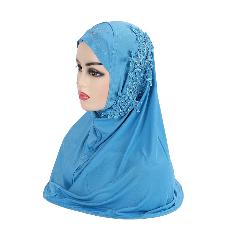 H027 Hermosas chicas adolescentes hijab musulmán con encaje y piedras bufanda islámica chal pañuelo sombrero armia tirar en envoltura de Ramadán: Oro