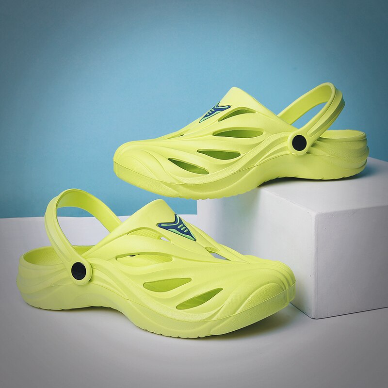 Été plage hommes sandales jaune confortable mocassins trou chaussures hommes décontracté antidérapant caoutchouc sabots jardin sandales Sandalia Hombre