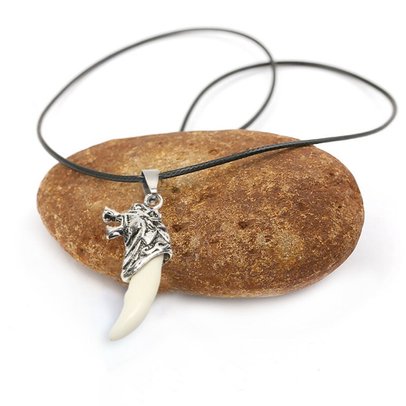 Men's Wolf Tooth Pendent Necklace Tribe Warrior Totern Guard Necklace Luxury Jewery For Male