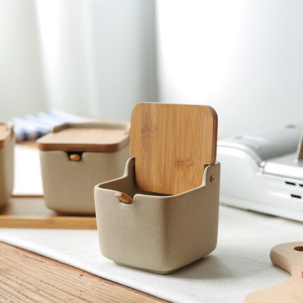 Estilo japonés flip cerámica sazoning jar cocina sal y MSG sazonador caja jar combinación set hogar