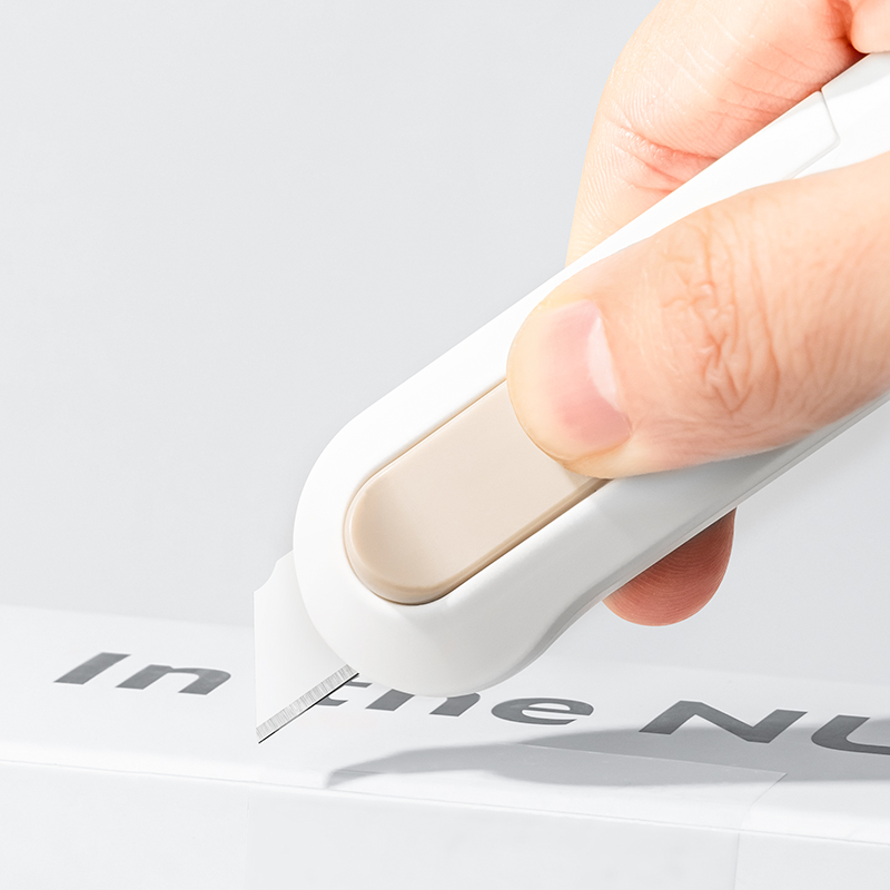 1pcs Mini Knife Portable Utility Knife Retractable Box Cutters Razor Blades Auto Lock for Home Office Supplies Cuting Knife Tool