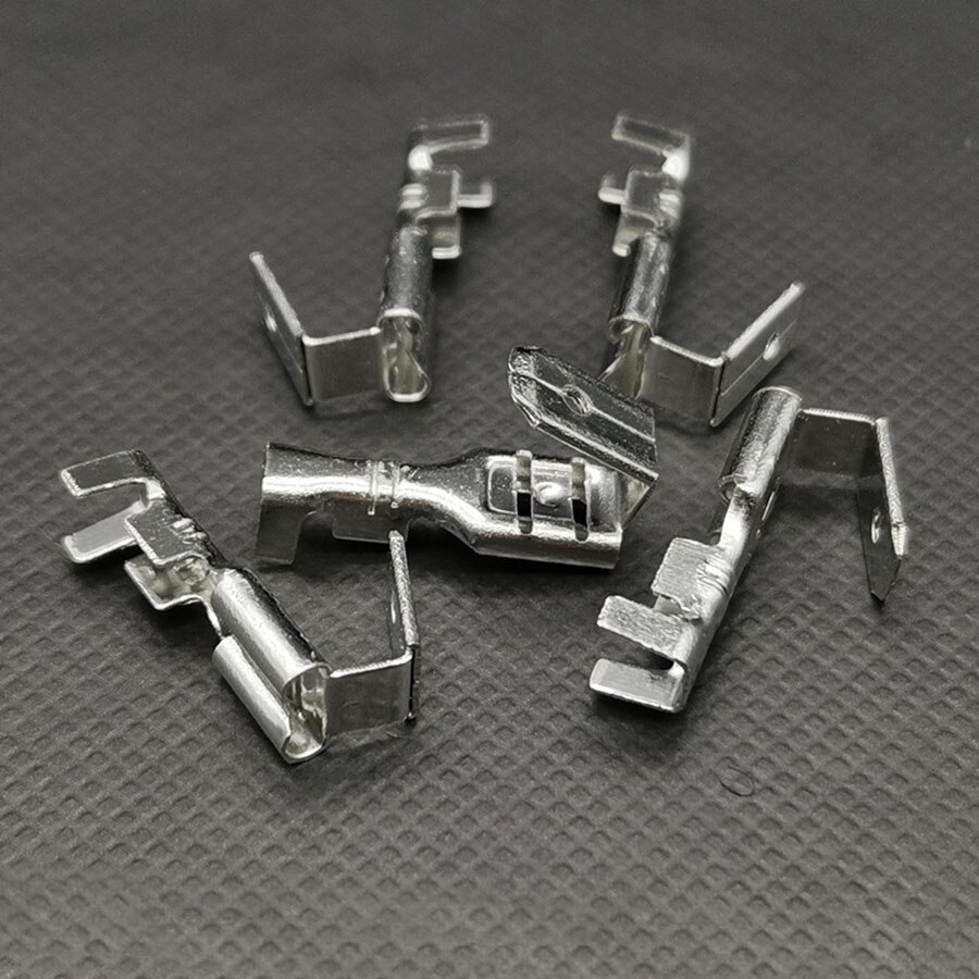 10/20/50pcs/lot 4.8 / 6.3 against the back shoulder of male and female plug spring terminals inserted spring cold terminal