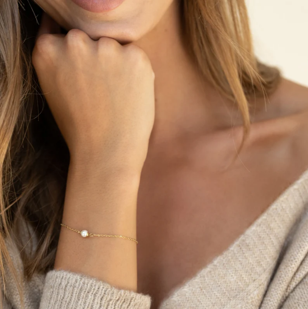 Sunibi Rvs Armband Voor Vrouwen Zeeschelp Gesimuleerd-Parel Ultra Dunne Kettingschakel Armband Sieraden