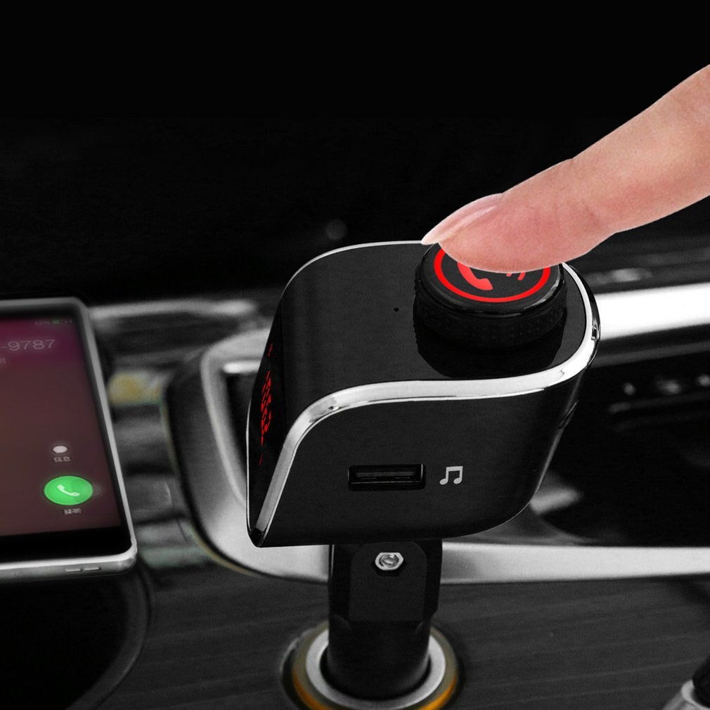 auto MP3 Vivavoce Trasmettitore FM Sigaretta Presa Accendisigari USB Alimentato Caricatore di Sostegno del Giocatore di Musica Della Carta di TF U-disk