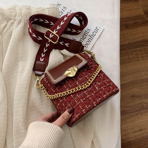 191227 Ivog Alledaagse Vrouwelijke Kleine Schoudertas Crossbody Handtas Zwart Bont Ketting Geometrische Emmer Tassen Voor Vrouwen: Bordeauxrood