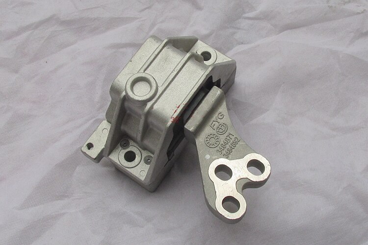 Engine mounting /engine foot pad right bracket for Brilliance FRV FSV CROSS H330 H320 H530 V5 cushion rubber pad 3484858