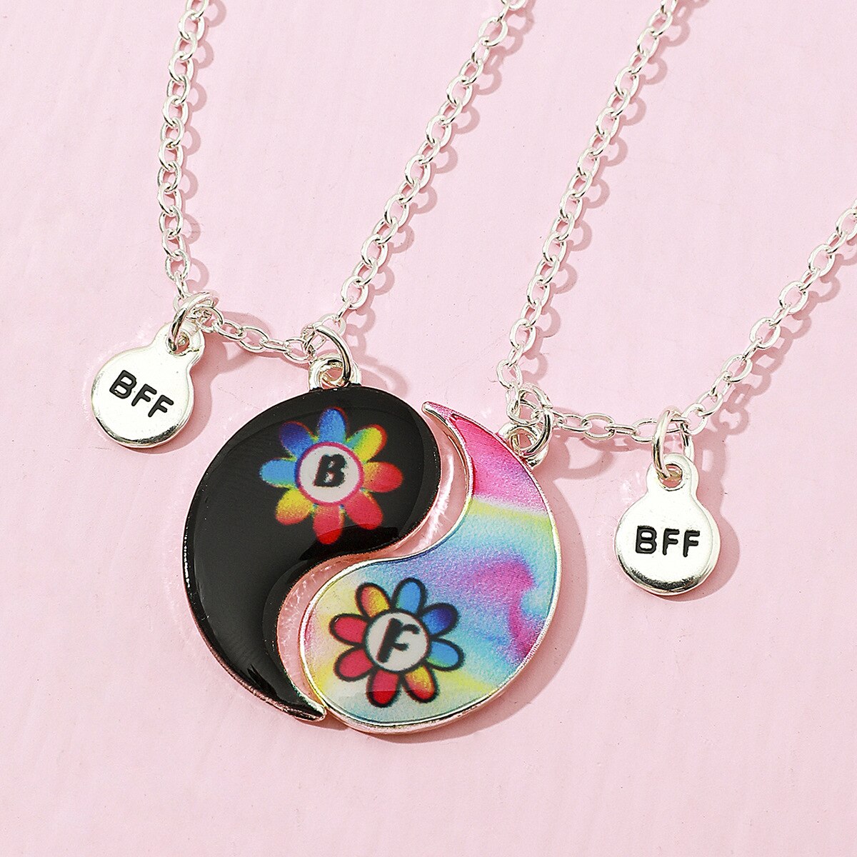 2PCS/Set Cartoon Cat Shape Pendant Chain Best Friends Necklace BFF Friendship Children's Jewelry for Girls: Style 4