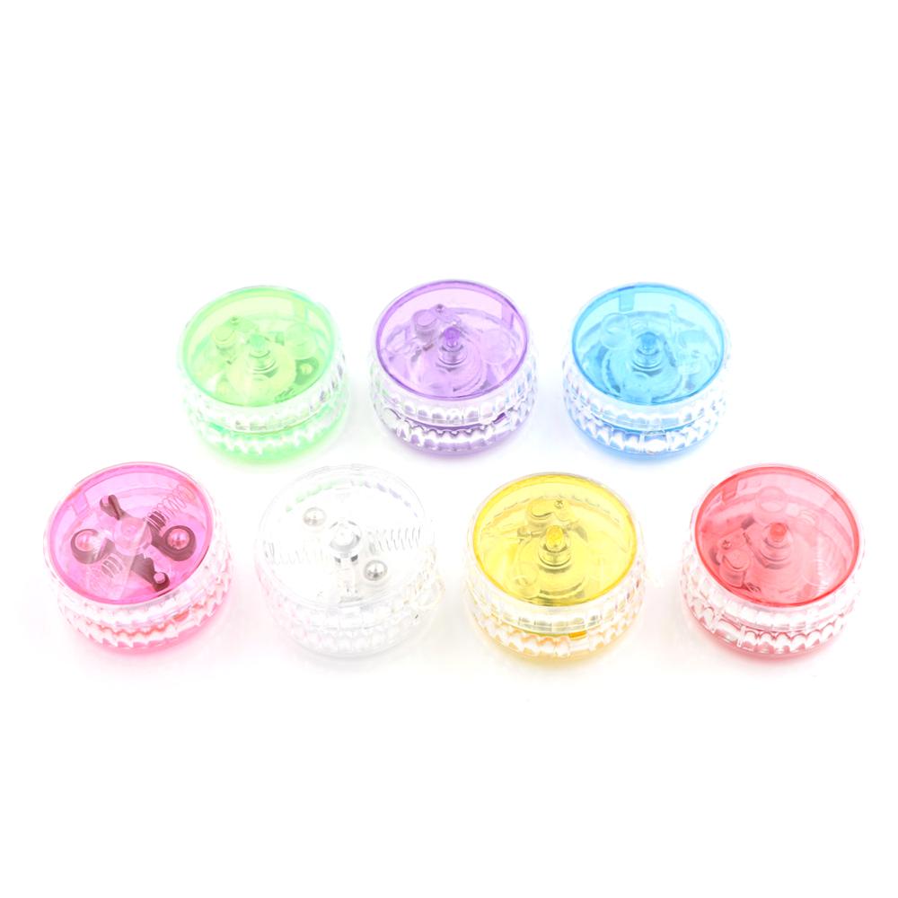 Led blinkende yoyo klassiske barneleker magisk yoyo spinn plast yoyo lager med spinnende snor leker for barn gyh