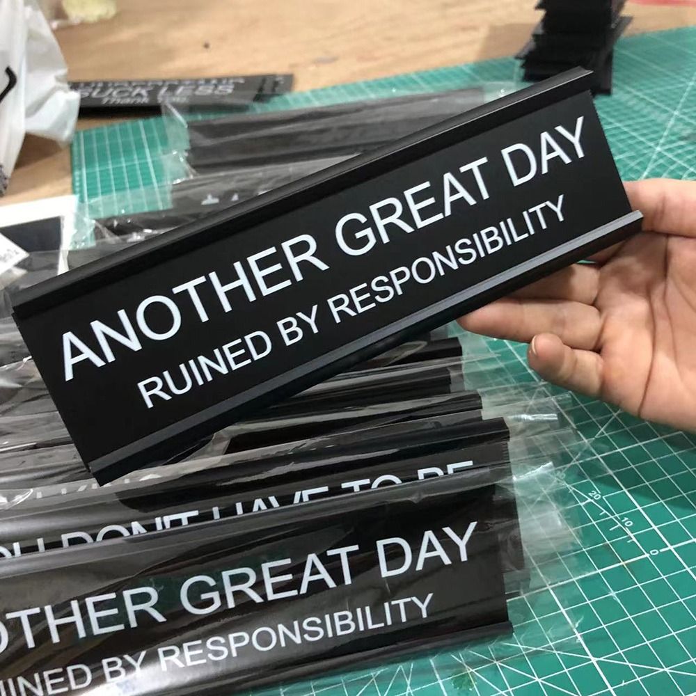 Funny Office Decor Sign Black Lightweight Aluminium Alloy Seating Sign Desk Signs Home Office Table Decor Coworker