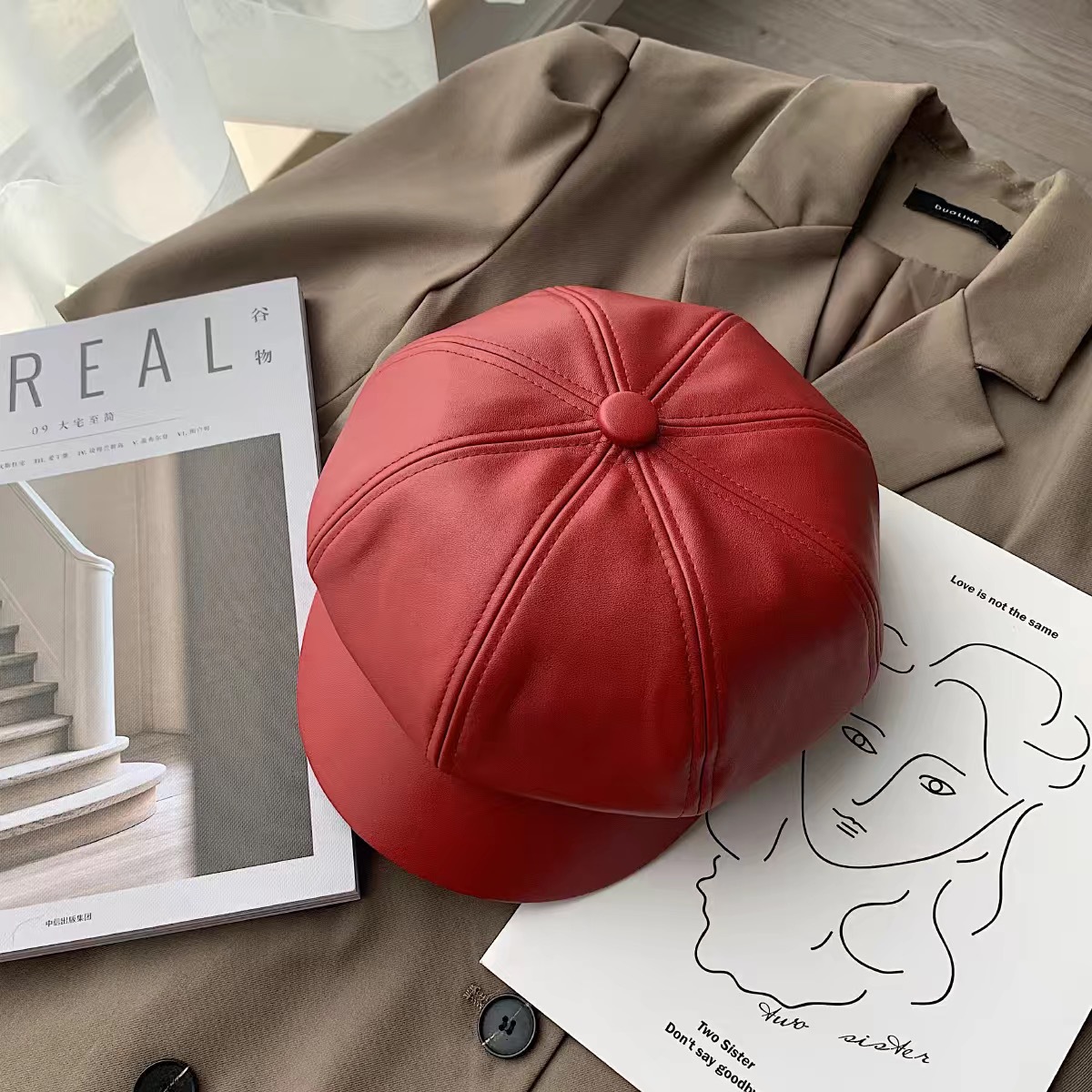PU Leather Beret Hat Solid Female Autumn Winter Korean Student Wild Round British Style Octagonal Hats Pumpkin Cap: Red