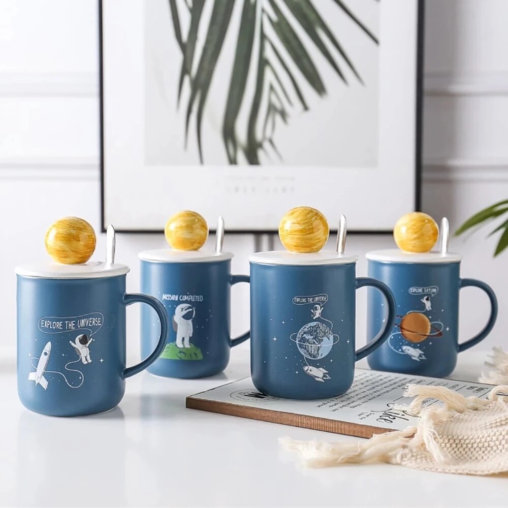 Kids Universe Coffee Mugs 3D Planets Cups With Lid Ceramic Milk Oat Drinks Breakfast Pot Funny 450ml