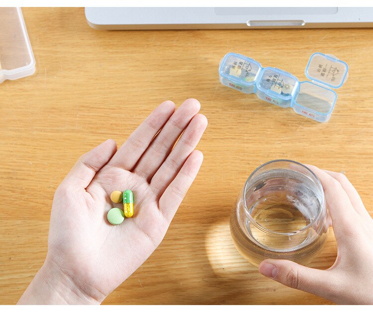 Capsule Sub-Packing Box Travel Double-Layer Large Pill Box Portable Carry Around A Week Pill Box Dispenser Medicine Storage Boxs