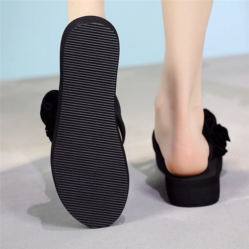 Pantoufles d'été en plein air femmes bohême fleur pince orteil tongs compensées antidérapantes chaussures de plage sepatu wanita