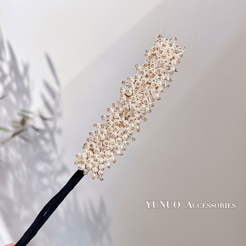 Women Easy Hair Bun Maker Floral crystal Donut Updo Hair Stick DIY Plate Hair Bendable Hairband Chignon Hair Accessories: DARK GRAY