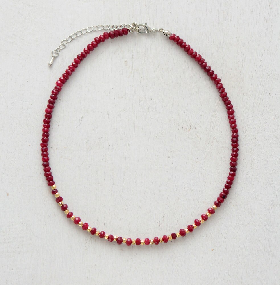 Women Choker Semi Precious Stone Gold Beads Choker Necklace Womens Simple Collar Necklace Neck Choker Bohemia Jewelry: Red