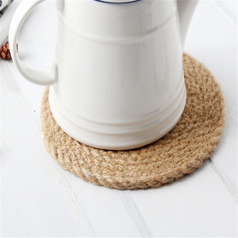 Neue Heiße Rattan Tischsets Stroh Tasse Untersetzer Esstisch matt Wärmedämmung Topf Halfter Weide Trinken Untersetzer Küche Zubehör