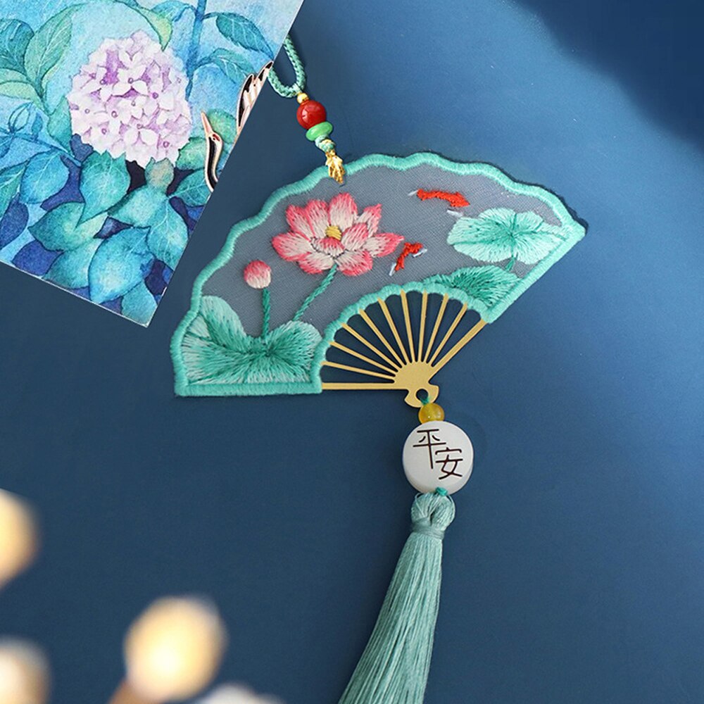 Handmade Diy w kształcie wachlarza zakładki wieszak samochodowy haftowany materiał torba z frędzlami dwustronny haft Ping Fu na prezenty Deco