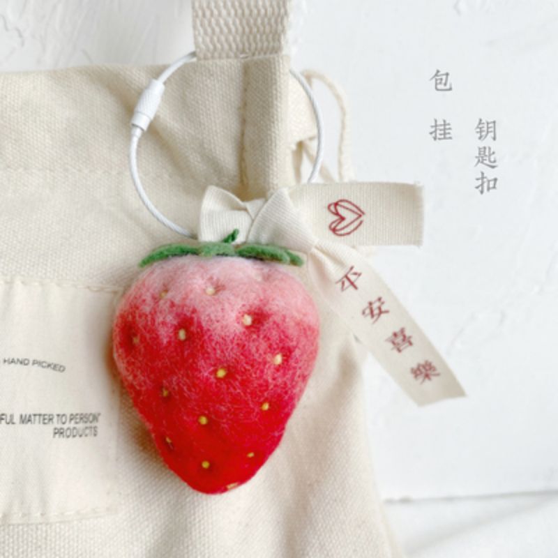 Kit de agujas hechas a mano personalizadas de YOMICO Fruit, juguete de fieltro de aguja de lana, Kit de Material de muñeca, accesorio de Decoración,: Strawberry