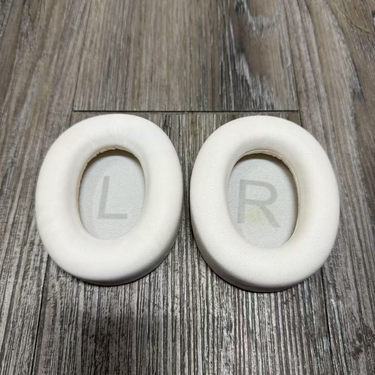 Repuestos originales para auriculares QCY H3/H3 PRO, piezas de repuesto, almohadillas giratorias para las orejas, cojín para diadema: Marfil