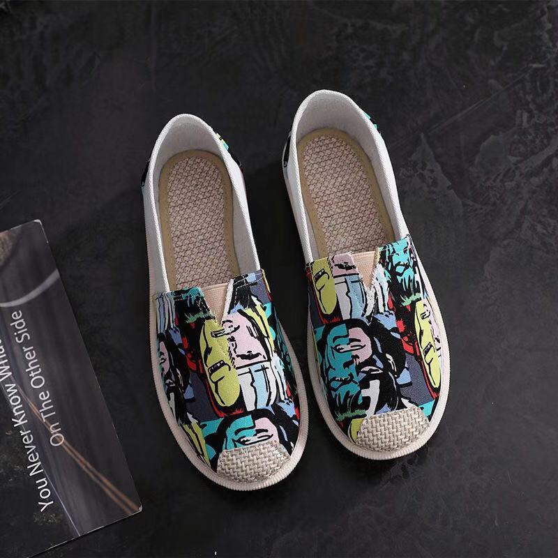 Classical Flower Pattern Sneakers Woman Cheap Shoes Casual Flat Walking Shoes 36-39: 1 / 36