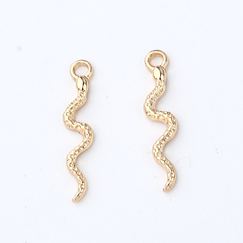 10 Uds. Punk hipocampo serpiente pendiente encantos pulsera hallazgos oro plata diamantes de imitación pendientes colgantes para hacer joyas: Gold snake