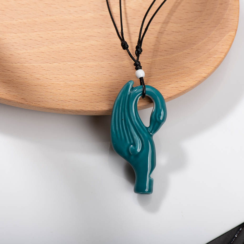 Collier en Céramique Inspiré du Dessin Animé pour Enfant, Parfait pour Amis et Étudiants, X410: Placage pistolet