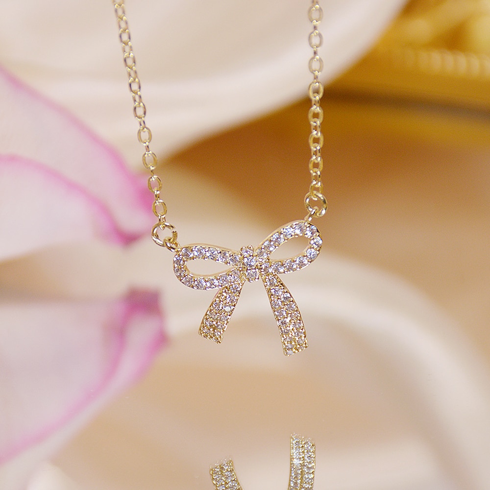 Romantic Charm Brilliant CZ Bowknot Lady Necklace 14k Real Gold Super Shining Zircon Clavicle Rope Charin Stylish Kolye