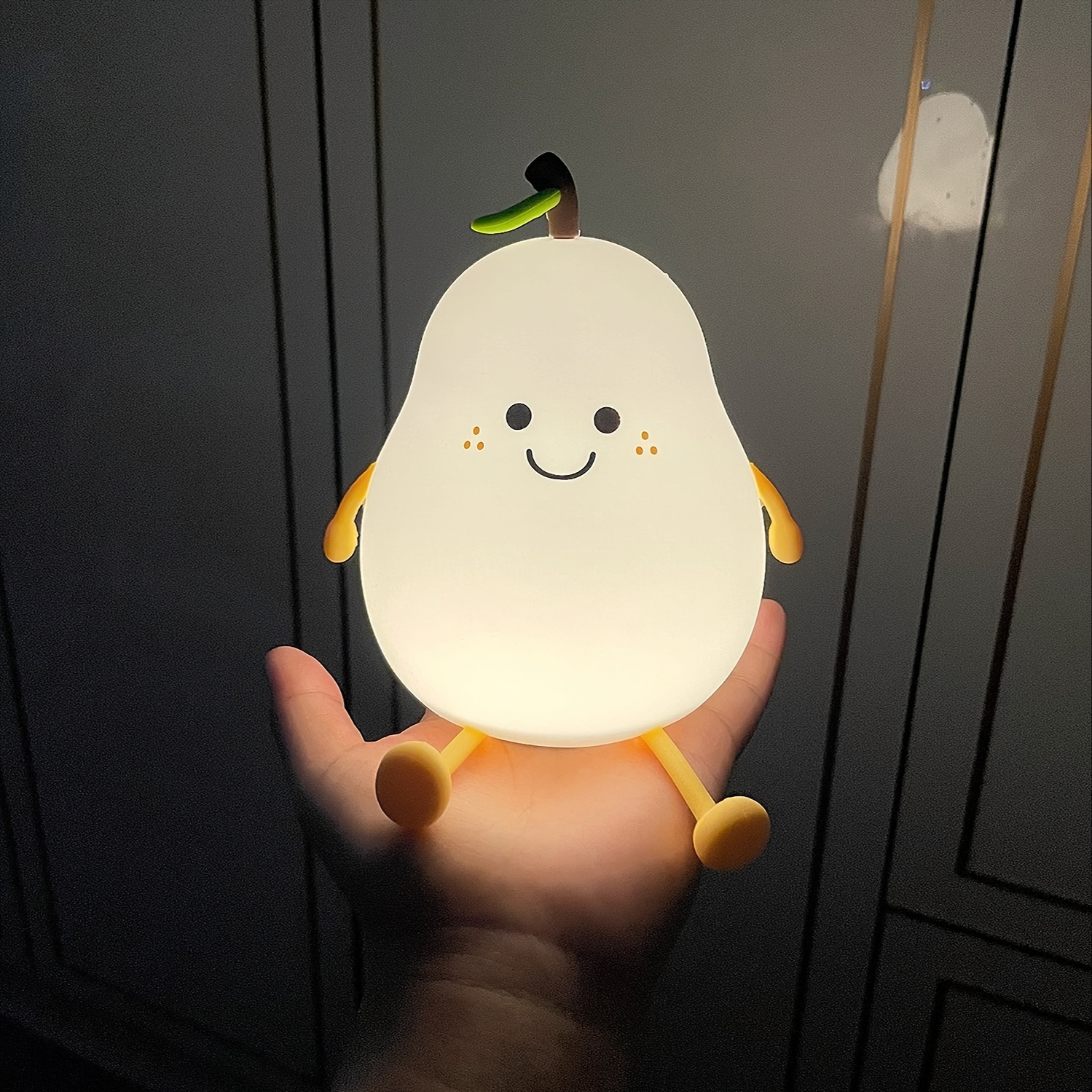 Creatieve Mini Leuke Cartoon Peervormige Pat Light Slaapkamerlamp Zacht Siliconen Oplaadbaar Nachtlampje voor kinderen