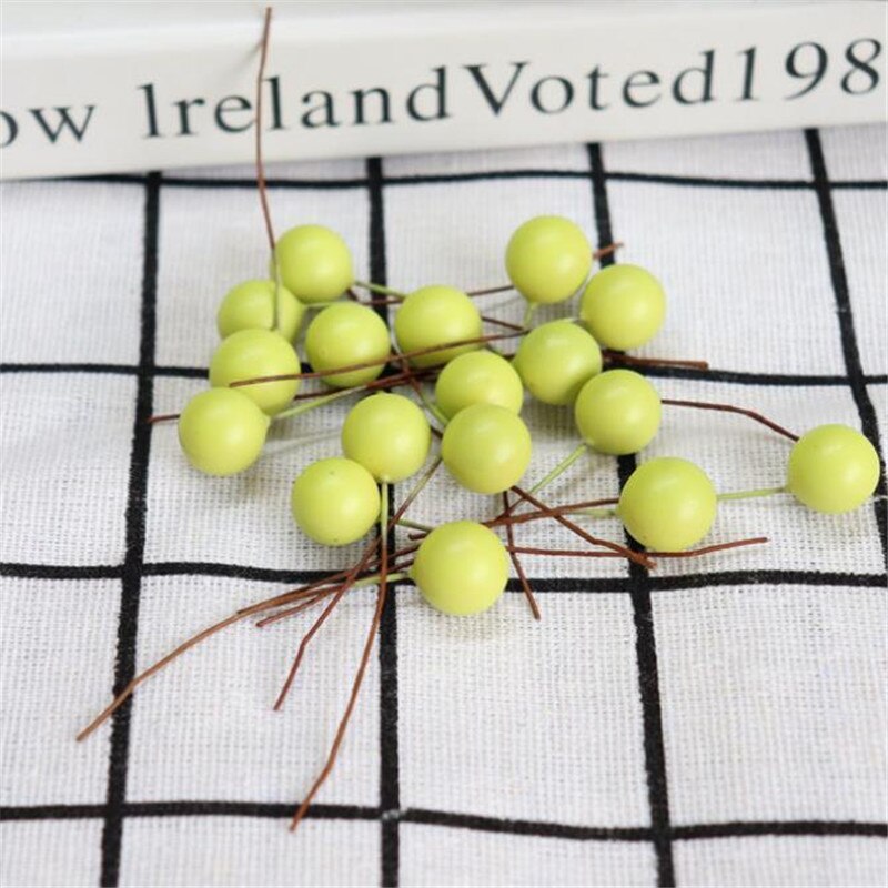 200P Artificial Single Stem Berry 2.76" Length Foam Berries for DIY Home Wedding Box Accessorie Christmas Party Decorative