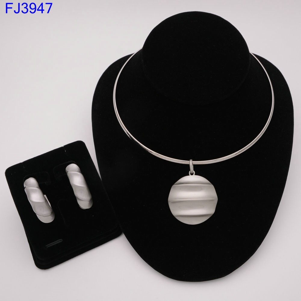 Afrikaanse sieraden sets dubai goudkleurige nigeriaanse sieraden sets bruidskralen bruiloft sieraden set dames kostuum: Fj3874