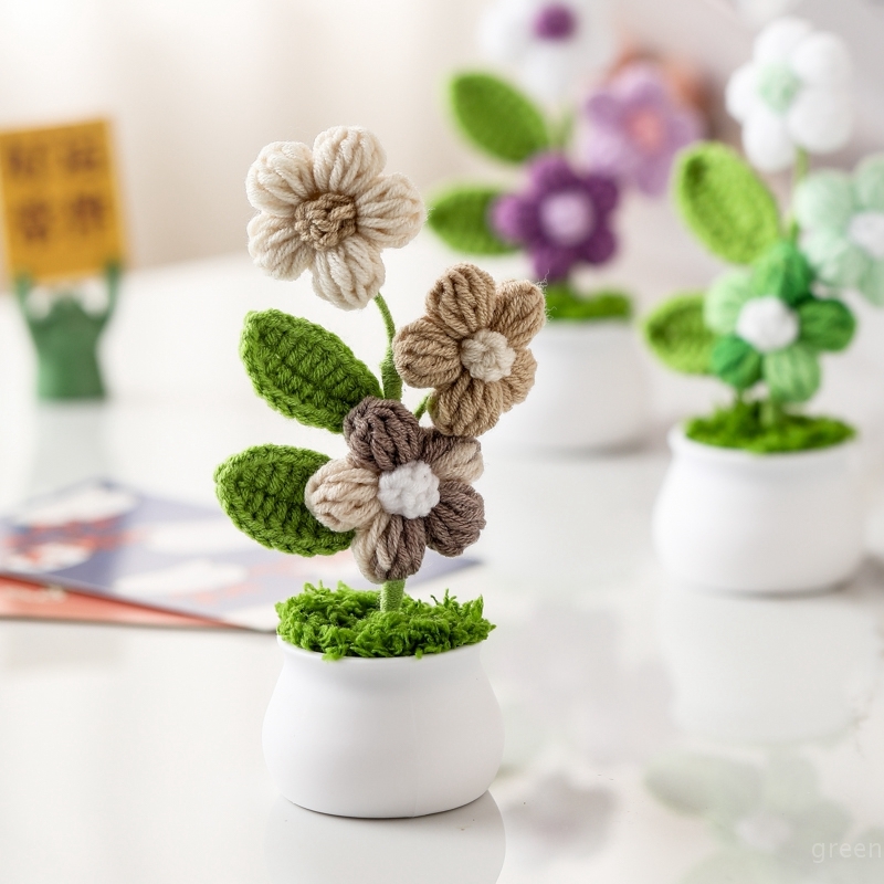 Plantas en macetas pequeñas de ganchillo hechas a mano, bonita flor de simulación, decoración Interior de escritorio para oficina y coche, de flores artificiales