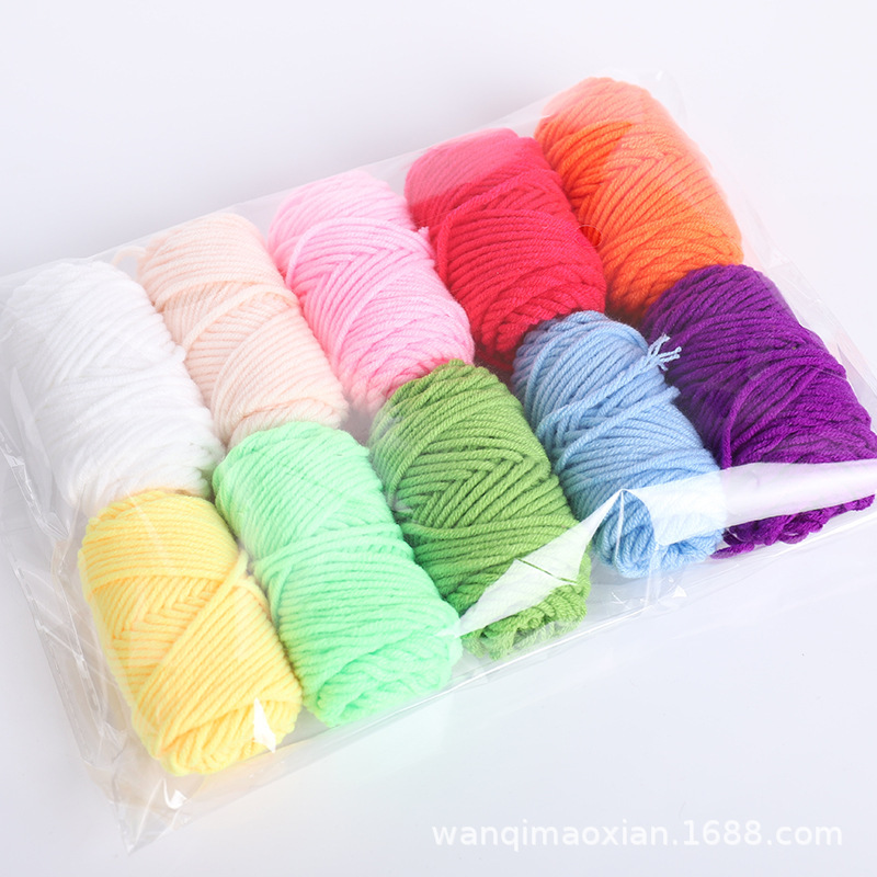10 Colors Wool Yarns Wool Rolls DIY Poke Punch Needle Embroidery For Starter Craft Tools Set Handmade Woven Wool Tool: army green