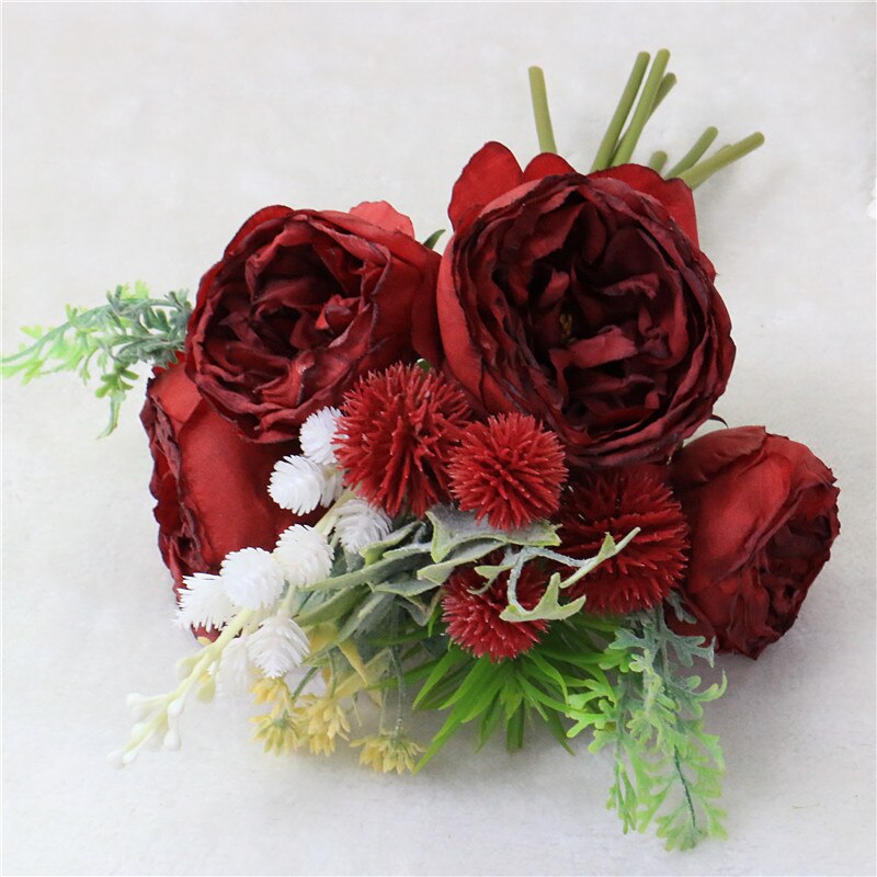 High-grade artificial flower European Bridal bouquet Rose plants home decoration wedding props ranunculus flower Girlfriend: Red