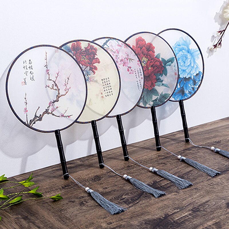 Hanfu Circular Fans Vintage Tassel Long Handle Ancient Chinese Style Court Dancing Round Fan Classical Printed Wedding Round Fan