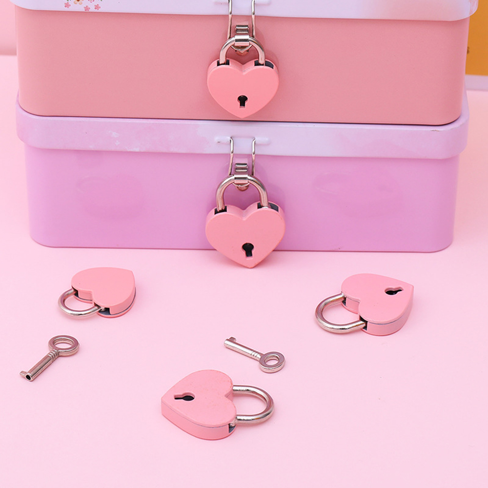 2022 Antique Style Heart Shape Padlock Vintage Lock Pink Romantic Lovely Diary Padlocks Key Lock With Key Cabinet Door Lock