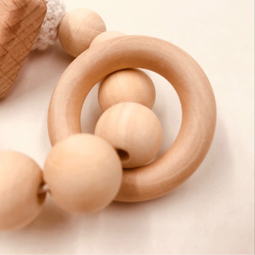 Houten Ring Natuurlijke Baby Rammelaar Gehaakte Kralen Animal Vorm Houten Bijtring Chew Speelgoed Armbanden Houten Baby Gym