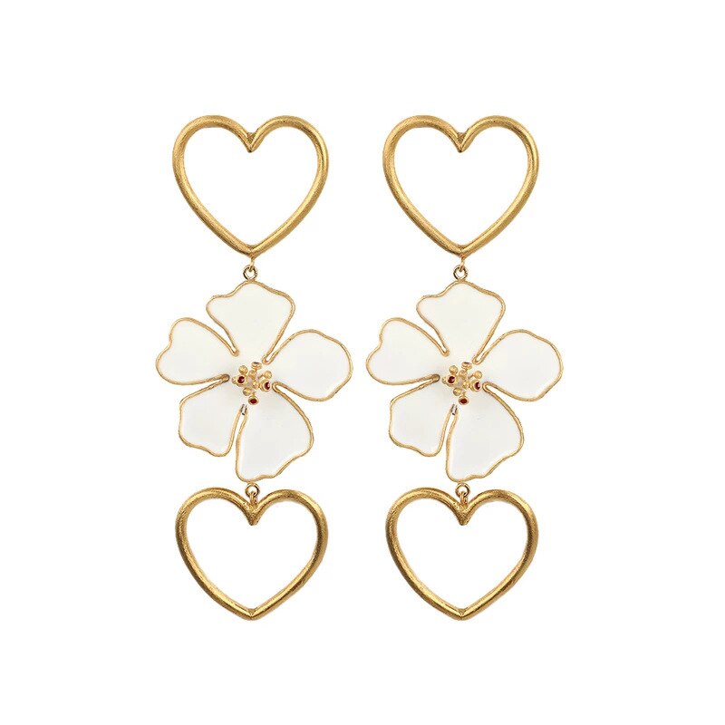 European and American Star Romantic Earrings, Fresh Fancy Street Shooting, Punk Style, Love Earrings, Women: Gold-color