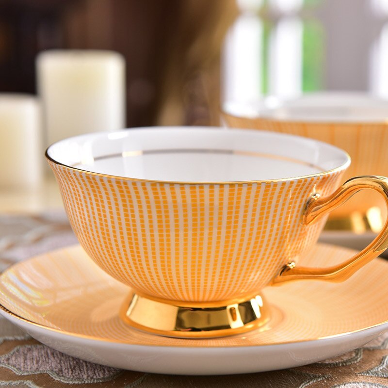 GLLead China Keramische Kopje Koffie Bone China Thee Kopjes En Schoteltjes Set Ontbijt Melk Theekopje Porselein 200 ml Drinkware