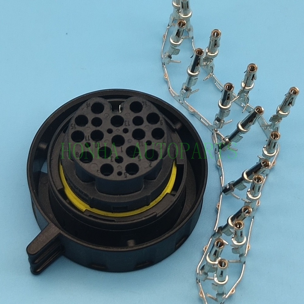 420 973 716 a4 lq 5 a 6 la 7 7- speed 8- speed dobbeltkobling 0 b 5 transmission gearkasse krop stikstik 420973716 terminal