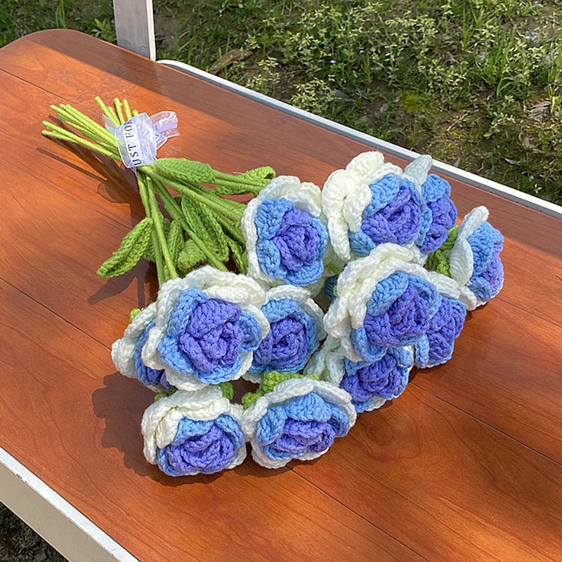 Fiori tutto'uncinetto Fiori lavorati a maglia finiti Regali per gli ospiti di nozze mazzo di fiori artificiali fai-da-te Decorazioni per la scrivania della stanza Regalo per la festa della mamma