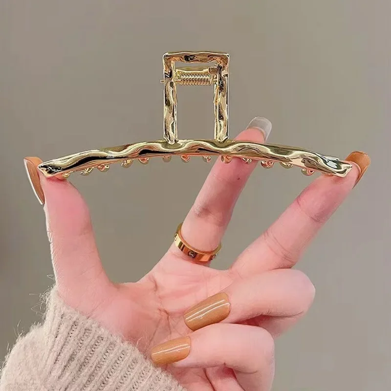 Simple Cross Women Claw Clips Metal Gold Silver Large Medium Shark Crab Clamps Hairgrip for Thick Thin Hair Accessories