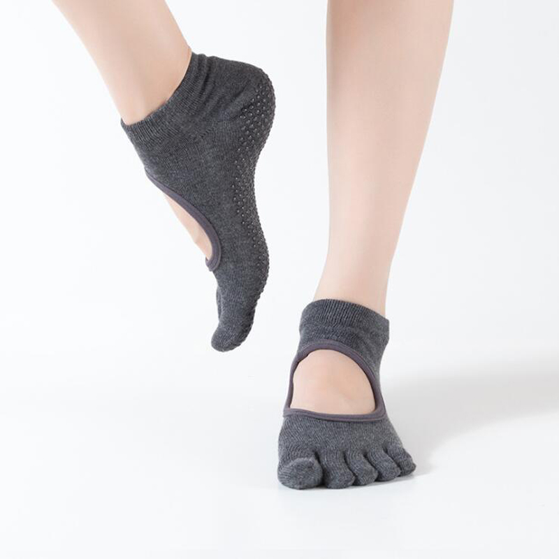 Kvinder yoga sokker rygløse fem fingre sokker gym fitness sport pilates dans ballet skridsikker 5 tå bomulds sokker fodtøj kvinde: Mørkegrå