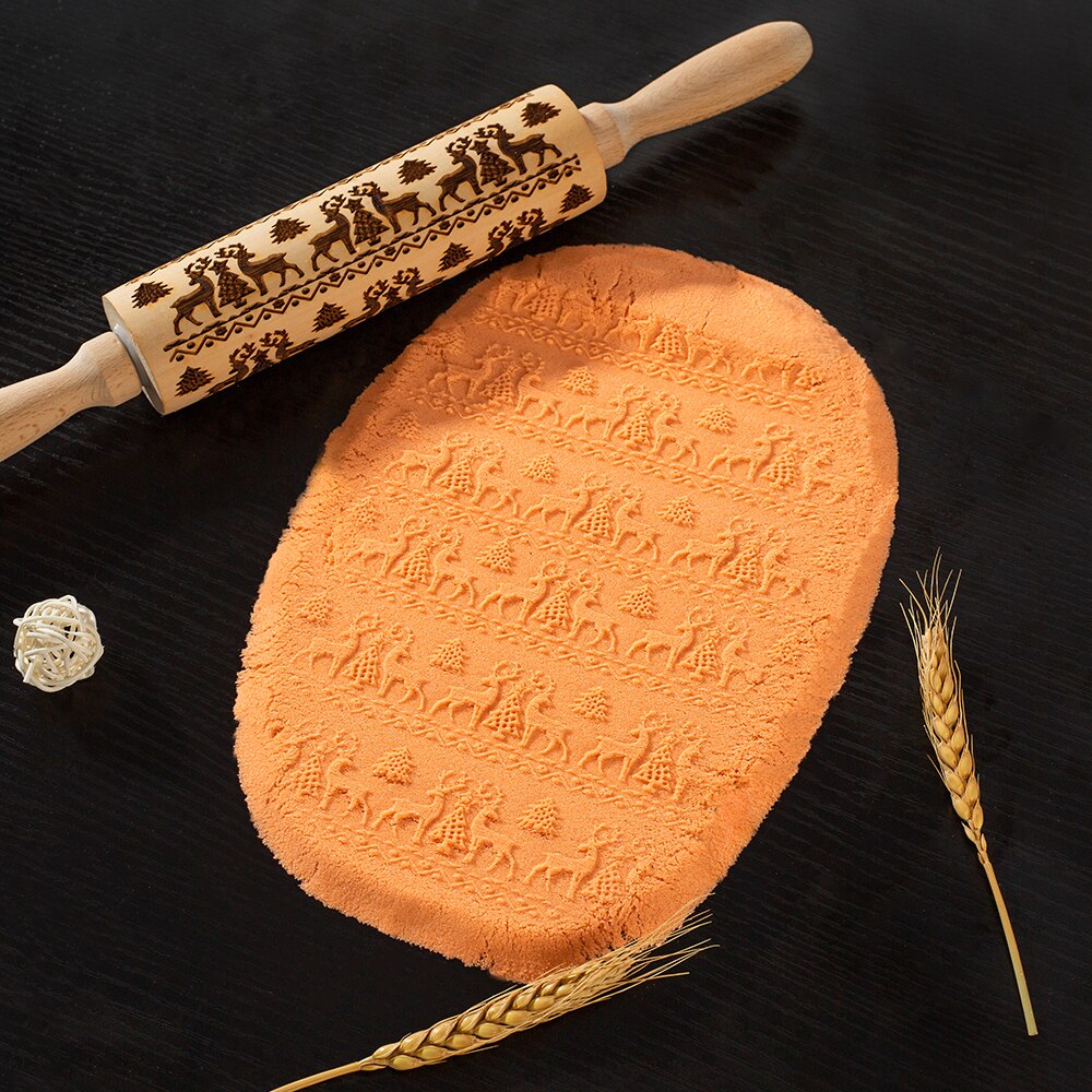 3D Christmas Rolling Pin Wooden 29 Patterns Embossed Imprinted Patterned Cookie Made Roll Pin Bakery Baking Pastry Tools: D