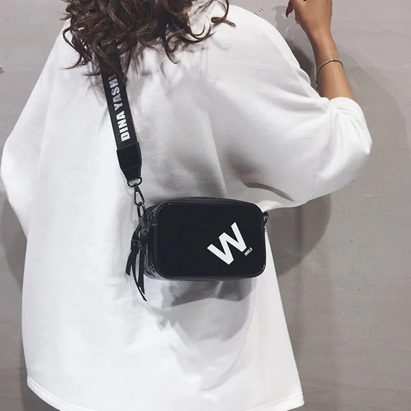 Estilo coreano carta impresión bolso cruzado de cuero Pu cremallera de pequeño cuadrado bolsas para las mujeres Casual bandoleras de viaje: black