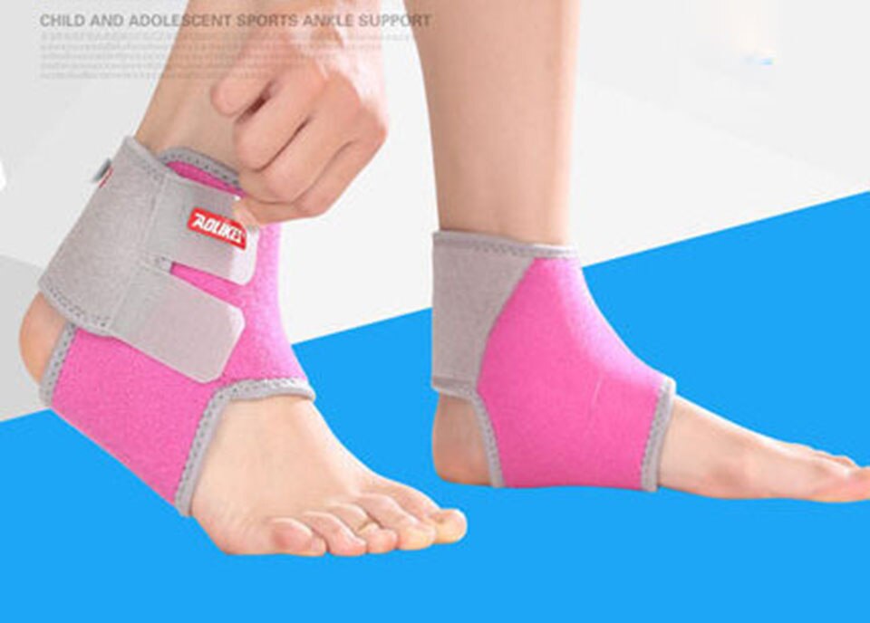 AOLIKES 1 Pair Chidren Kids Ankle Support Sport Breathable Ankle Brace Protector basketball sports support for children: Rose / S