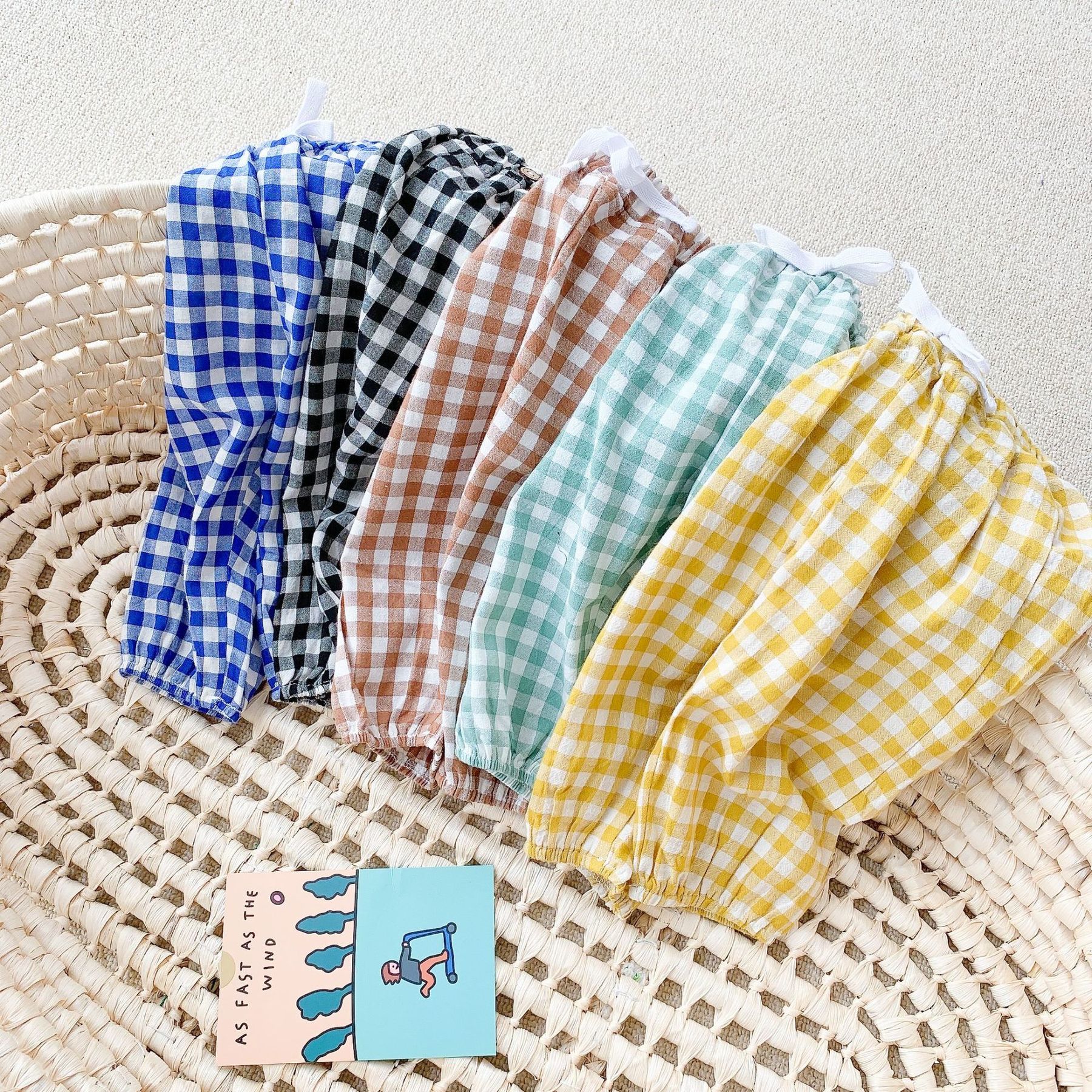Calças compridas de algodão xadrez de primavera, calças para bebês, meninos e meninas, roupas pretas para bebês